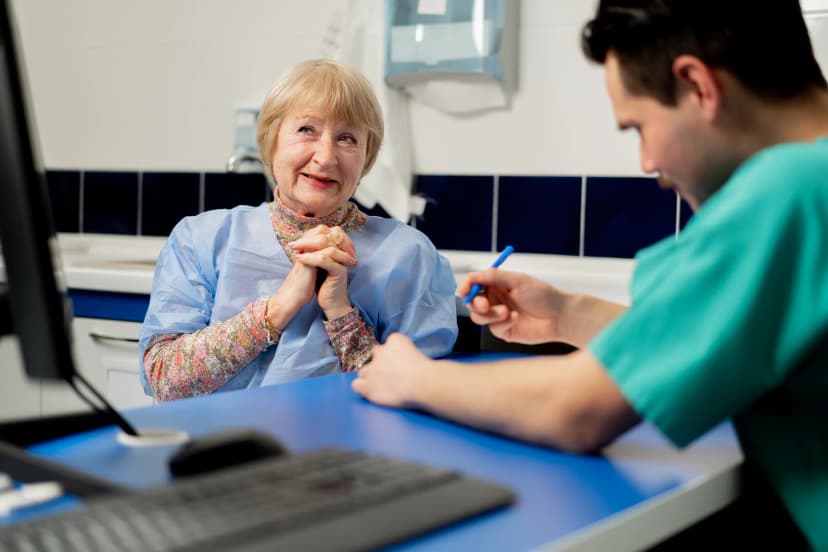 Tier-2 Hospital Cuts Call Center Costs by 30% & Boosts Surgery Bookings with Personalized WhatsApp Videos